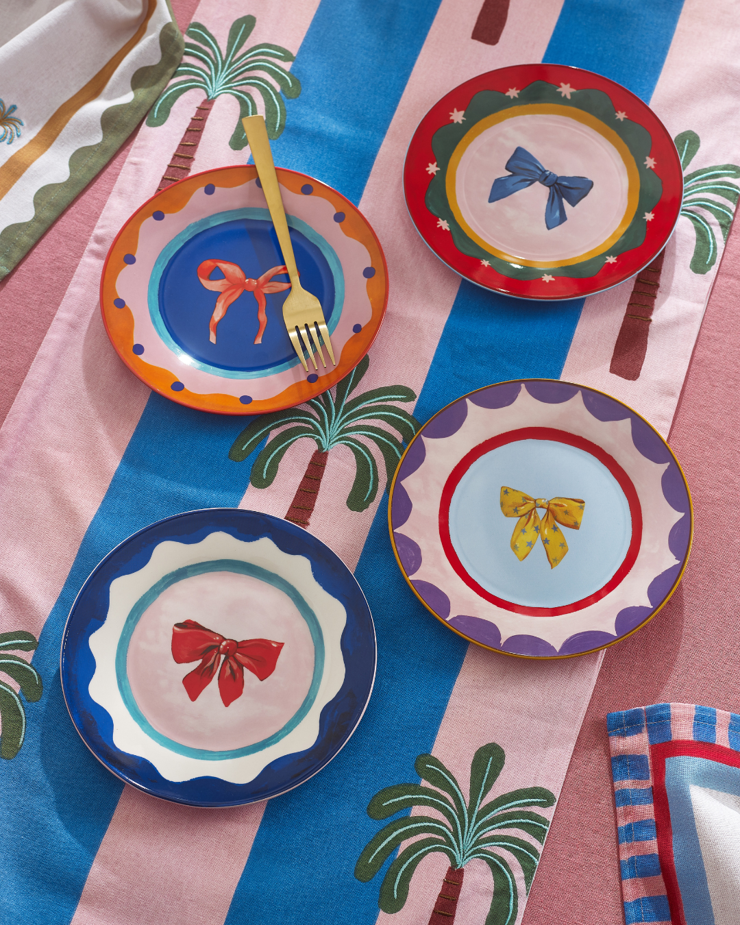 Eleanor Bowmer Bow Cake Plates (Set of 4)