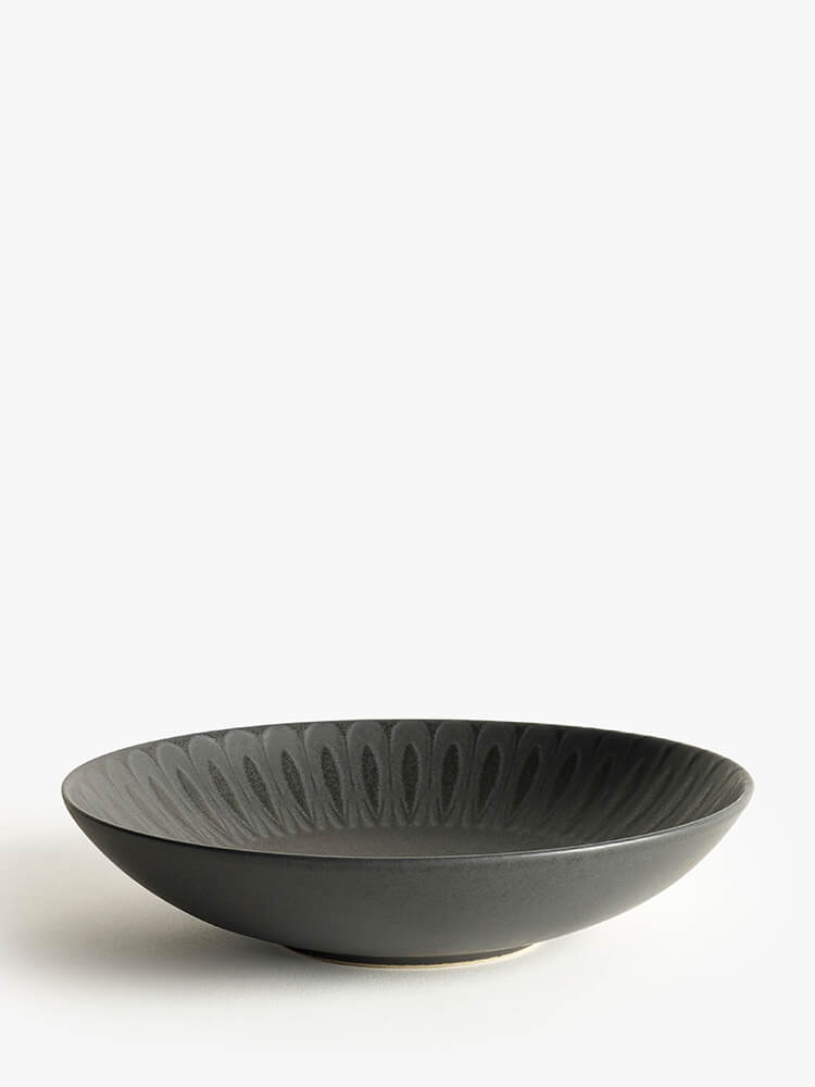 Kew Gardens Living Jewels Black Pasta Bowl