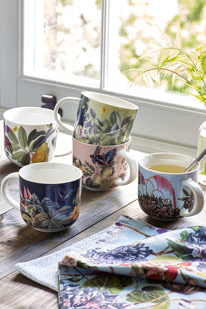Kew Gardens Bee Floral Mug
