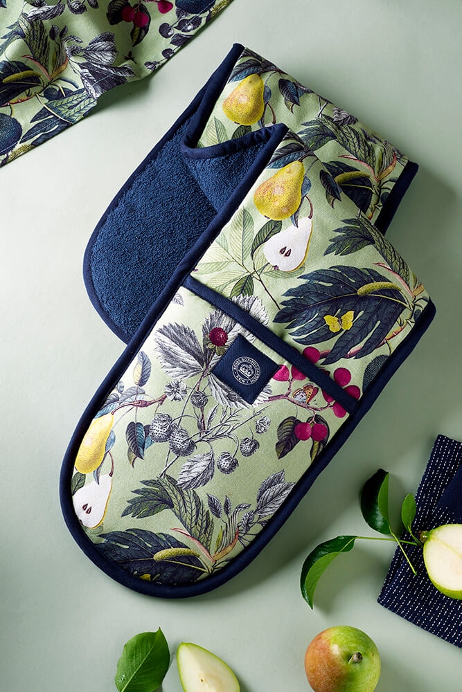 Kew Gardens Fruit and Floral Double Oven Glove
